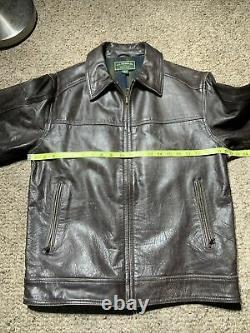CC Filson Co. Seattle Brown distressed Leather Jacket Size Small Plaid Lined