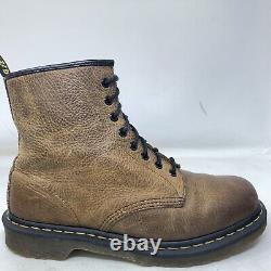 Dr. Martens 1460 Brown Airwair Distressed leather boots 8-eyelet Hole uk 9 Eu 43