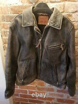 Levis fantastic vintage distressed leather bikers jacket 74847 ref desirable
