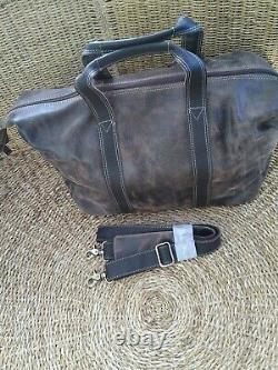Rowallan of Scotland unisex mid size Distressed Brown Leather holdall