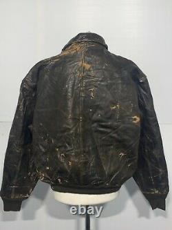 VINTAGE 70's AVIREX DISTRESSED LEATHER A-2 BOMBER JACKET SIZE L USAAF ISSUE