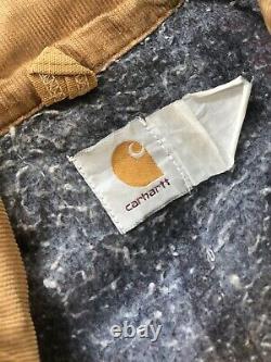 VINTAGE Carhartt Work Wear Jacket Mens Size M Brown Distressed Logo Lined Zip