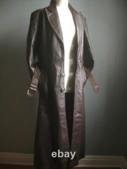 Manteau trench en cuir long vintage pour hommes, taille 36 34 UK 12 10, ceinture steampunk usée.