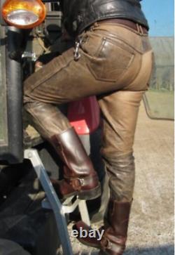 Pantalons de motard vintage en cuir véritable pour hommes avec 5 poches, aspect usé.