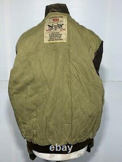Vintage 70's Levi's USA Distressed Leather Motorcycle A2 Jacket Taille L